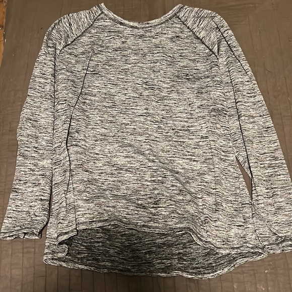 ClimateRight by CuddleDuds Women’s Plush Base Layer Top - Picture 2 of 2